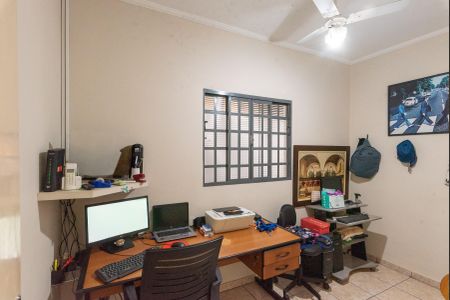 Casa à venda com 155m², 3 quartos e 4 vagasQuarto 2