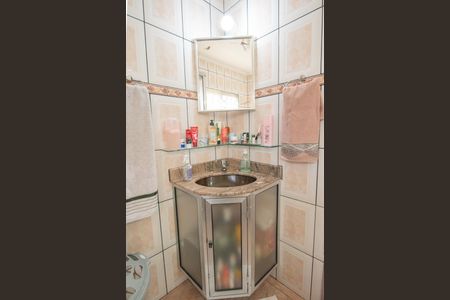 Casa à venda com 155m², 3 quartos e 4 vagasBanheiro da Suíte