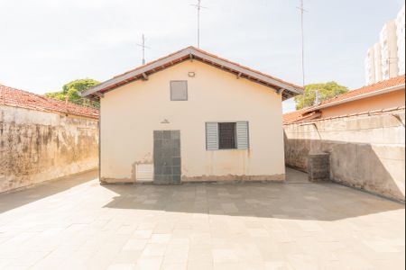 Casa à venda com 155m², 3 quartos e 4 vagasQuintal