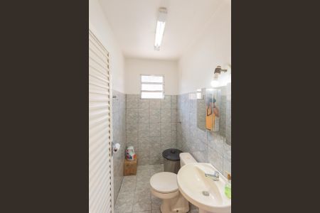 Casa à venda com 155m², 3 quartos e 4 vagasBanheiro de serviço