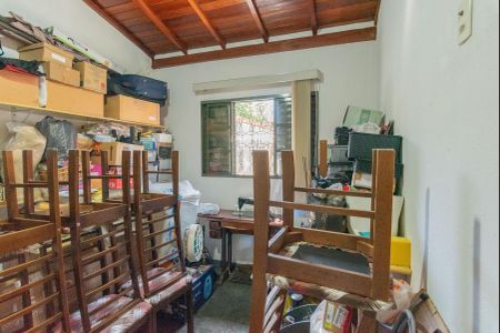 Casa à venda com 155m², 3 quartos e 4 vagasQuarto de Serviço