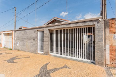 Casa à venda com 155m², 3 quartos e 4 vagasFachada