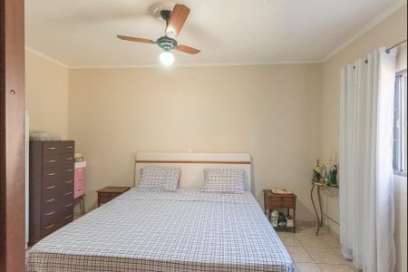 Casa à venda com 155m², 3 quartos e 4 vagasSuíte