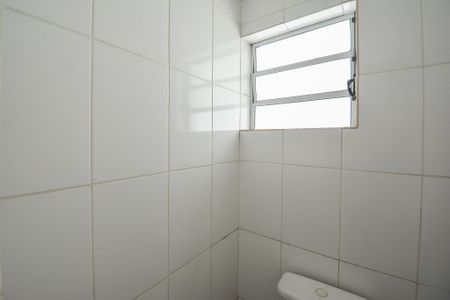 Casa à venda com 192m², 3 quartos e 4 vagas Casa à venda com 192m², 3 quartos e 4 vagasBanheiro de serviço