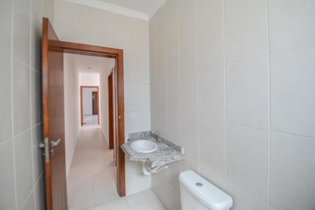 Casa à venda com 192m², 3 quartos e 4 vagas Casa à venda com 192m², 3 quartos e 4 vagasBanheiro