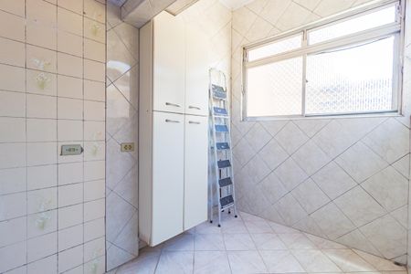 Casa para alugar com 140m², 2 quartos e 1 vaga Casa para alugar com 140m², 2 quartos e 1 vagaÁrea de Serviço