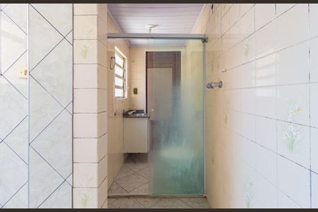 Casa para alugar com 140m², 2 quartos e 1 vaga Casa para alugar com 140m², 2 quartos e 1 vagaBanheiro - Suíte