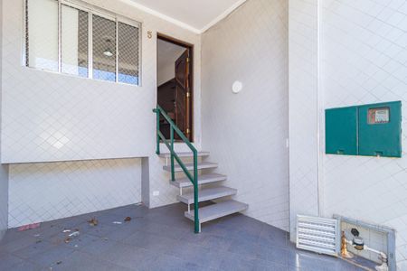 Casa para alugar com 140m², 2 quartos e 1 vaga Casa para alugar com 140m², 2 quartos e 1 vagaGaragem