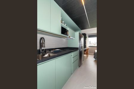 Cozinha de kitnet/studio para alugar com 1 quarto, 30m² em Boa Vista, Porto Alegre