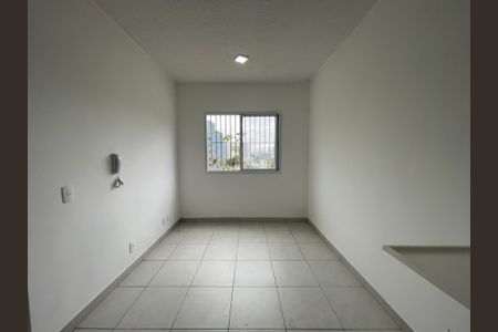 Sala/Cozinha de apartamento para alugar com 2 quartos, 32m² em Jardim Celeste, São Paulo