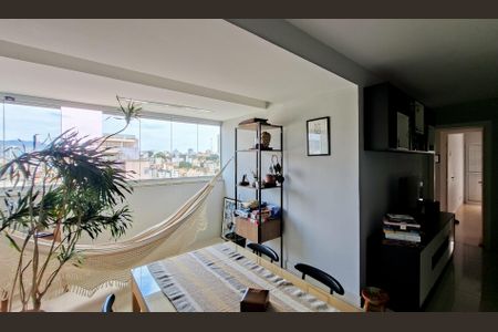 Sala de apartamento à venda com 3 quartos, 89m² em Sagrada Família, Belo Horizonte