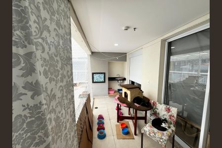 Apartamento à venda com 120m², 1 quarto e 1 vaga Apartamento à venda com 120m², 1 quarto e 1 vagaVaranda
