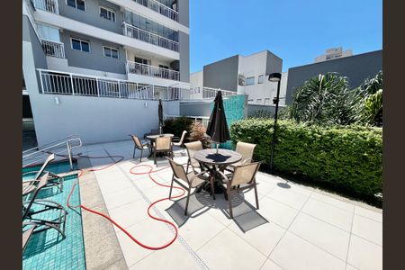 Apartamento à venda com 120m², 1 quarto e 1 vaga Apartamento à venda com 120m², 1 quarto e 1 vagaÁrea comum - Piscina