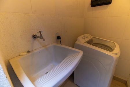 Casa à venda com 220m², 4 quartos e 2 vagasÁrea de Serviço