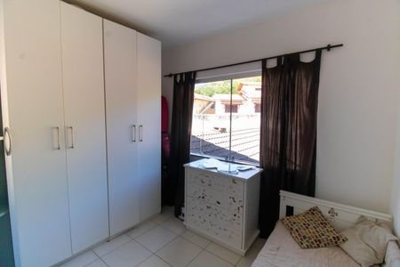 Casa à venda com 220m², 4 quartos e 2 vagasQuarto 2
