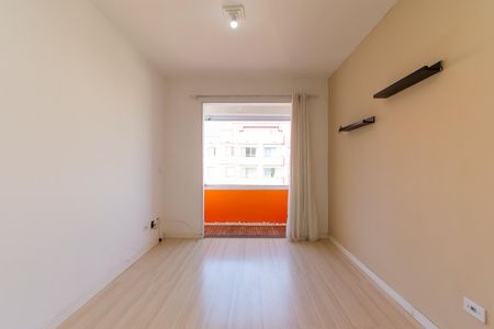 Sala de apartamento para alugar com 2 quartos, 64m² em Jardim Colina, São Paulo