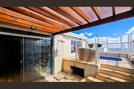 Apartamento à venda com 276m², 4 quartos e 3 vagasPiscina