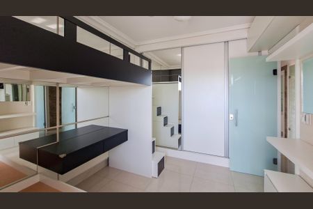 Apartamento à venda com 276m², 4 quartos e 3 vagasQuarto 3