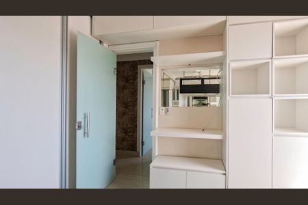 Apartamento à venda com 276m², 4 quartos e 3 vagasQuarto 3