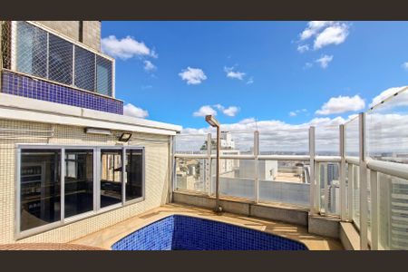 Apartamento à venda com 276m², 4 quartos e 3 vagasPiscina