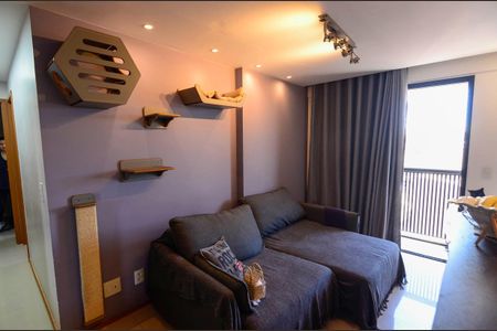 Apartamento à venda com 65m², 2 quartos e 1 vaga Apartamento à venda com 65m², 2 quartos e 1 vagaSala