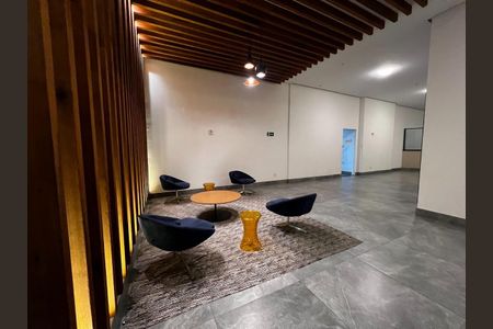 Apartamento à venda com 65m², 2 quartos e 1 vaga Apartamento à venda com 65m², 2 quartos e 1 vagaHall