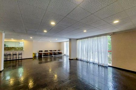 Apartamento à venda com 64m², 2 quartos e 1 vaga Apartamento à venda com 64m², 2 quartos e 1 vagaSalão de Festas