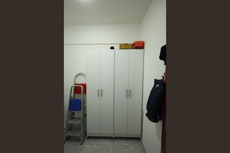 Apartamento à venda com 64m², 2 quartos e 1 vaga Apartamento à venda com 64m², 2 quartos e 1 vagaQuarto de Serviço