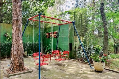 Apartamento à venda com 64m², 2 quartos e 1 vaga Apartamento à venda com 64m², 2 quartos e 1 vagaÁrea comum - Playground