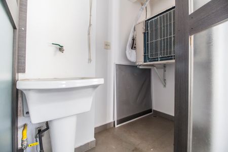 Apartamento à venda com 62m², 1 quarto e 1 vaga Apartamento à venda com 62m², 1 quarto e 1 vagaÁrea de Serviço