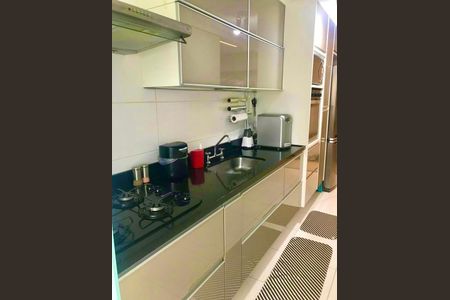 Cozinha de apartamento à venda com 2 quartos, 80m² em Jacarepaguá, Rio de Janeiro
