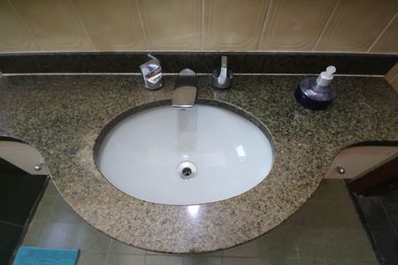 Apartamento para alugar com 175m², 3 quartos e 2 vagasBanheiro Suíte