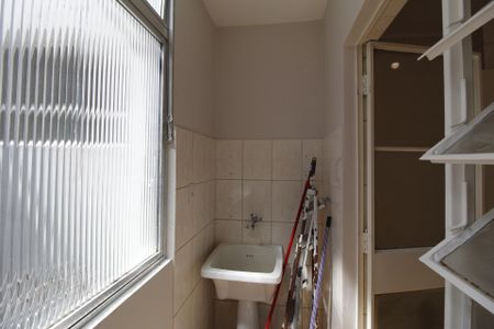 Apartamento à venda com 42m², 1 quarto e sem vagaÁrea de Serviço