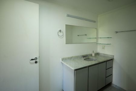 Apartamento para alugar com 117m², 4 quartos e 2 vagasBanheiro da Suíte