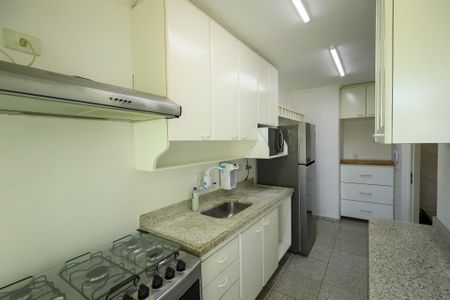 Apartamento para alugar com 117m², 4 quartos e 2 vagasCozinha