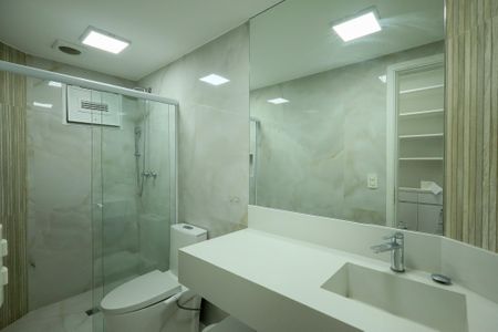 Apartamento para alugar com 117m², 4 quartos e 2 vagasBanheiro Social