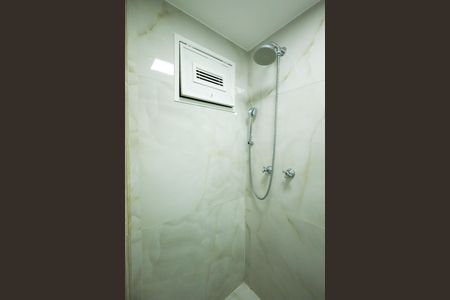 Apartamento para alugar com 117m², 4 quartos e 2 vagasBanheiro Social