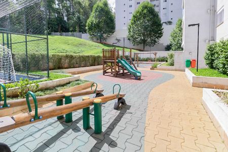 Apartamento para alugar com 60m², 2 quartos e 1 vaga Apartamento para alugar com 60m², 2 quartos e 1 vagaÁrea comum - Playground