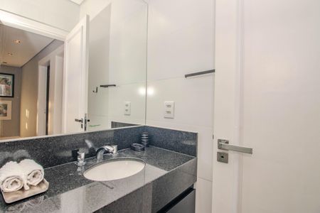 Apartamento à venda com 83m², 2 quartos e sem vagaBanheiro Social