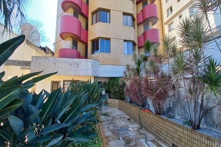 Apartamento para alugar com 50m², 1 quarto e 1 vaga Apartamento para alugar com 50m², 1 quarto e 1 vagaFachada do Bloco