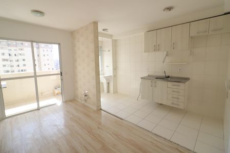 Sala de apartamento para alugar com 3 quartos, 72m² em Conceicao, Osasco