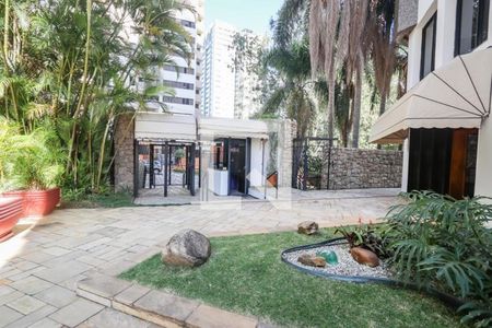 Apartamento para alugar com 225m², 3 quartos e 4 vagas Apartamento para alugar com 225m², 3 quartos e 4 vagasÁrea comum