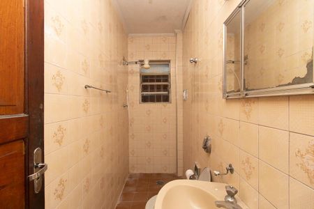 Banheiro 1 de casa para alugar com 2 quartos, 110m² em Vila Isolina Mazzei, São Paulo