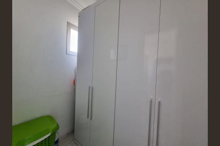 Apartamento para alugar com 100m², 4 quartos e 1 vaga Apartamento para alugar com 100m², 4 quartos e 1 vagaLavanderia