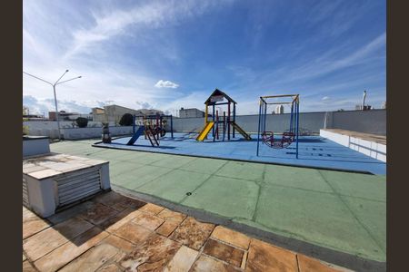 Apartamento para alugar com 100m², 4 quartos e 1 vaga Apartamento para alugar com 100m², 4 quartos e 1 vagaQuintal