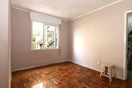 Sala de apartamento para alugar com 2 quartos, 72m² em Vila Ipiranga, Porto Alegre