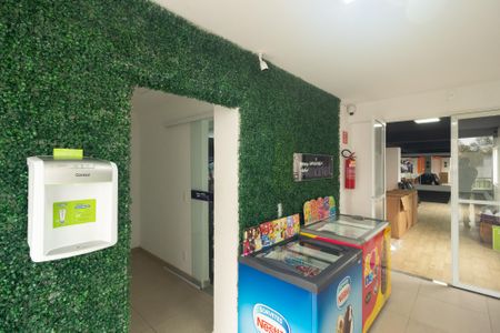 Apartamento para alugar com 100m², 3 quartos e 1 vaga Apartamento para alugar com 100m², 3 quartos e 1 vagaÁrea comum - Mini Mercado