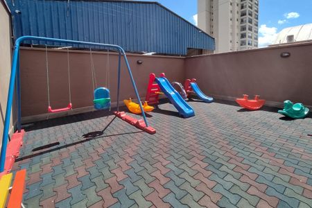 Apartamento à venda com 72m², 3 quartos e 2 vagas Apartamento à venda com 72m², 3 quartos e 2 vagasPlayground