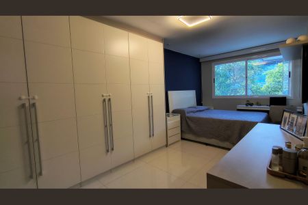 Apartamento à venda com 113m², 3 quartos e 2 vagasSuíte