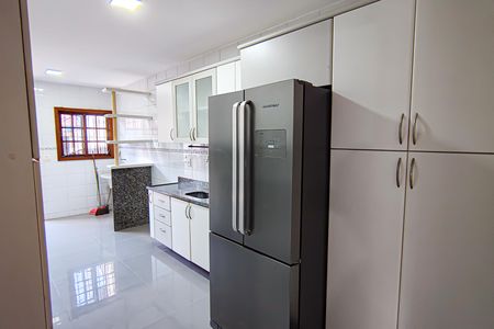 Casa à venda com 150m², 3 quartos e 1 vagacozinha e area de serviço